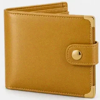Leather bifold wallet — Eq9